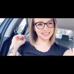 Meet your Posher, Aimee